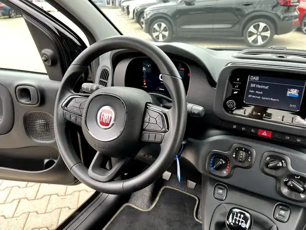 FIAT PANDA (25/26)