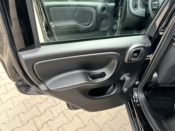 FIAT PANDA (11/27)