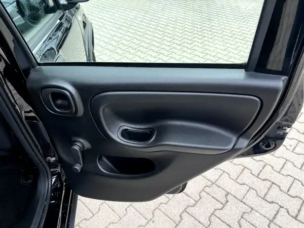 FIAT PANDA (14/27)