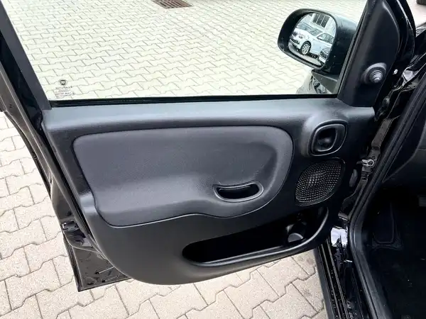 FIAT PANDA (10/27)