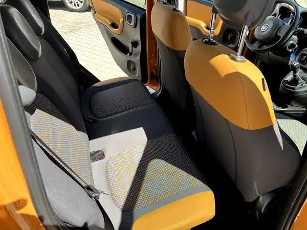 FIAT PANDA (15/26)