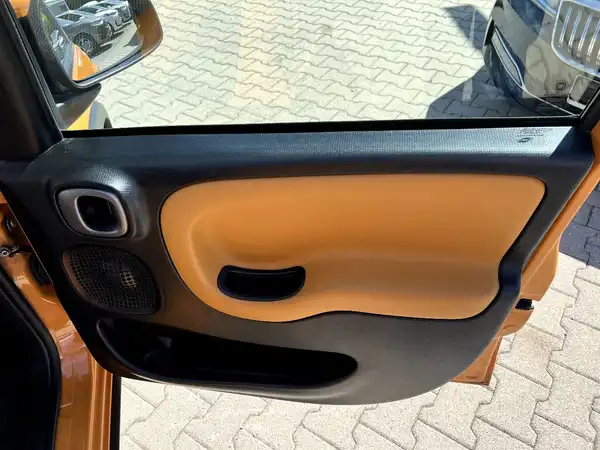 FIAT PANDA (19/26)