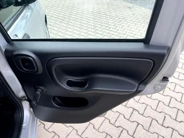 FIAT PANDA (14/26)