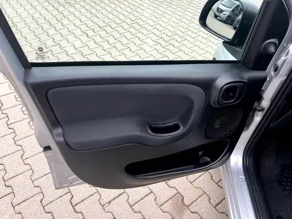 FIAT PANDA (10/26)