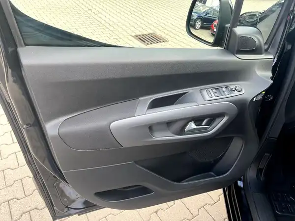 FIAT QUBO (10/25)