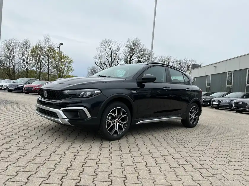 FIAT TIPO (1/23)