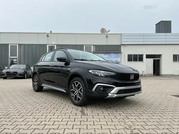 FIAT TIPO (4/23)