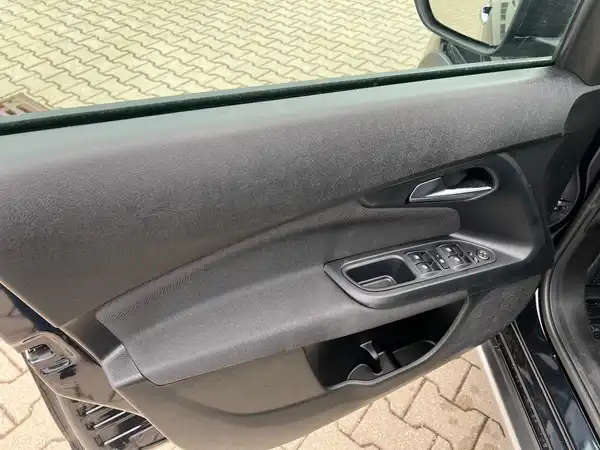 FIAT TIPO (9/23)