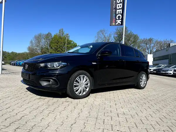 FIAT TIPO (1/26)