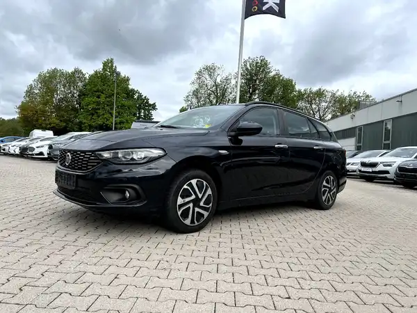 FIAT TIPO (1/26)