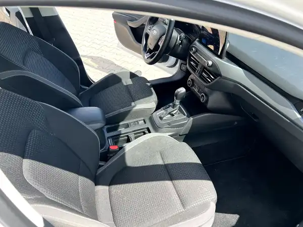 FORD CONNECT (20/27)