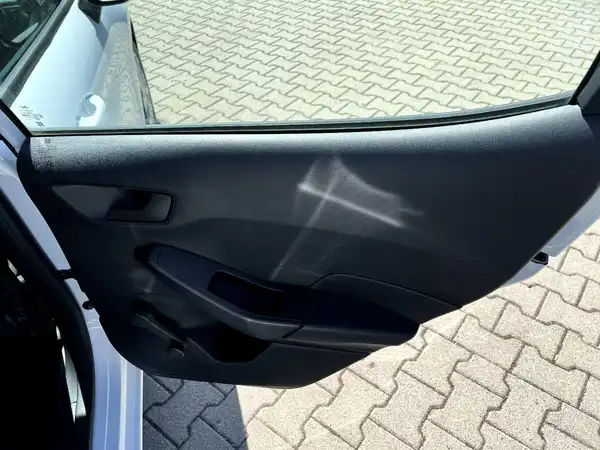 FORD CONNECT (14/27)