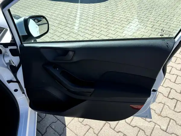 FORD CONNECT (19/27)