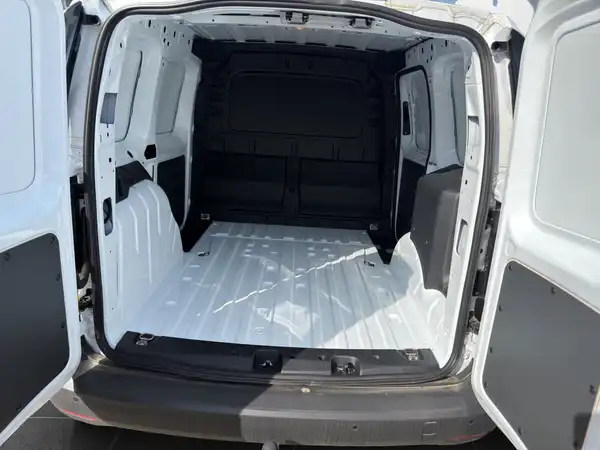 FORD CONNECT (13/16)