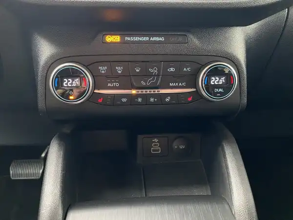 FORD CONNECT (23/23)