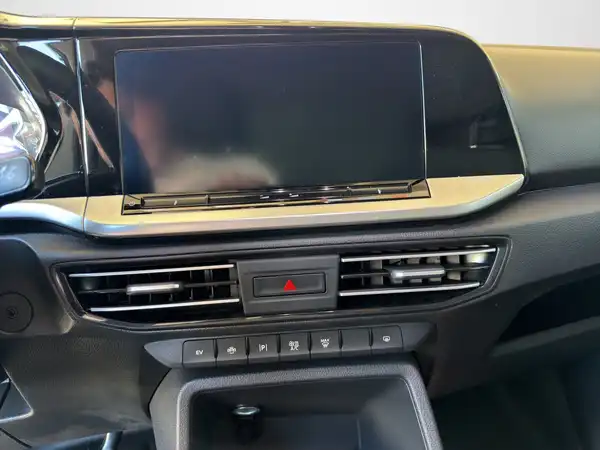 FORD CONNECT (9/15)