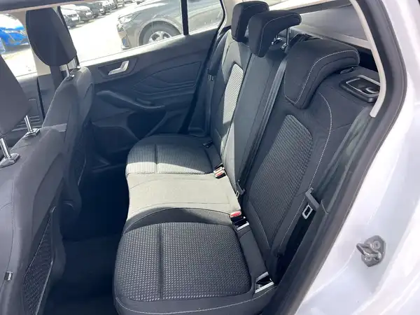 FORD CONNECT (13/26)