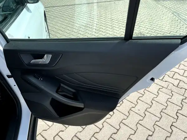 FORD CONNECT (14/26)