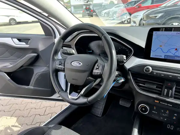 FORD CONNECT (25/26)