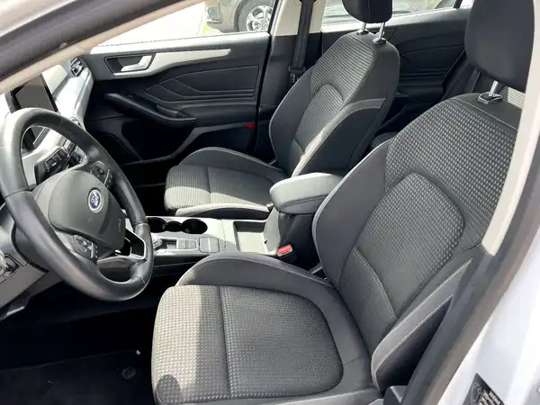 FORD CONNECT (8/26)