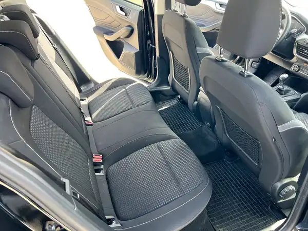 FORD CONNECT (15/27)