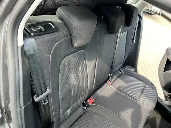 FORD CONNECT (16/27)