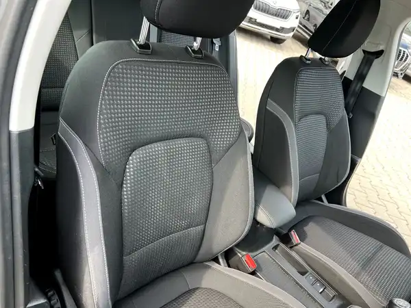 FORD CONNECT (21/27)