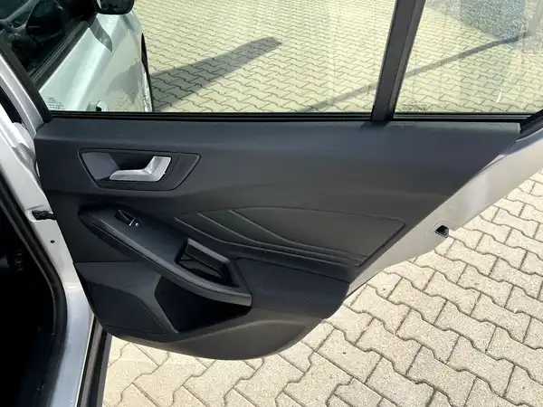 FORD CONNECT (14/28)