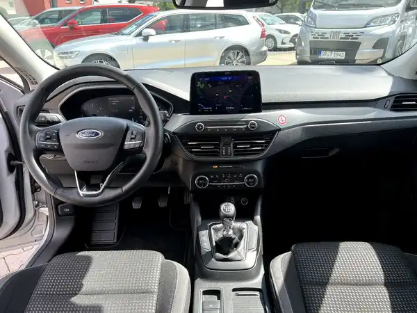 FORD CONNECT (18/28)