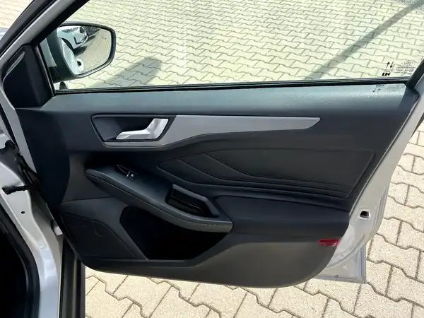 FORD CONNECT (20/28)
