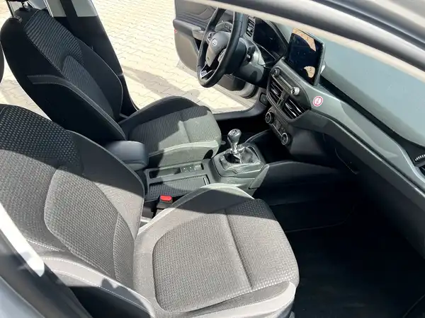 FORD CONNECT (21/28)