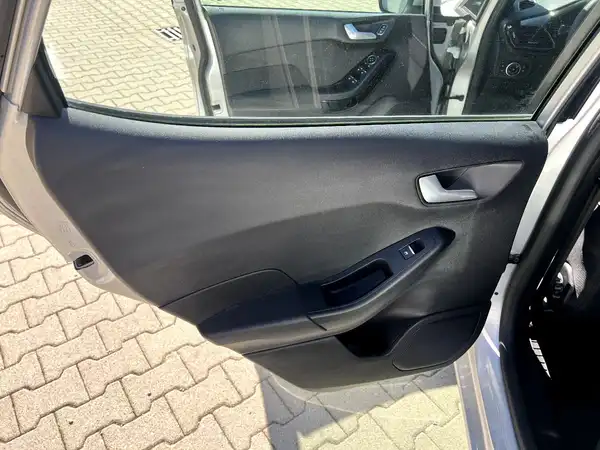 FORD CONNECT (13/27)