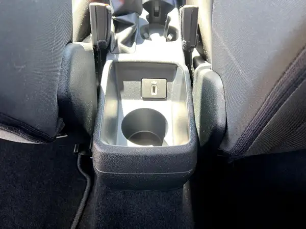 FORD CONNECT (17/27)