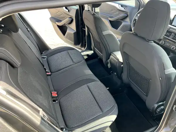FORD CONNECT (15/26)