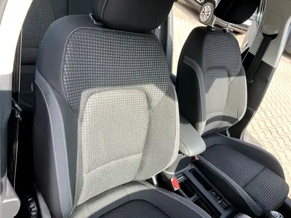 FORD CONNECT (21/26)