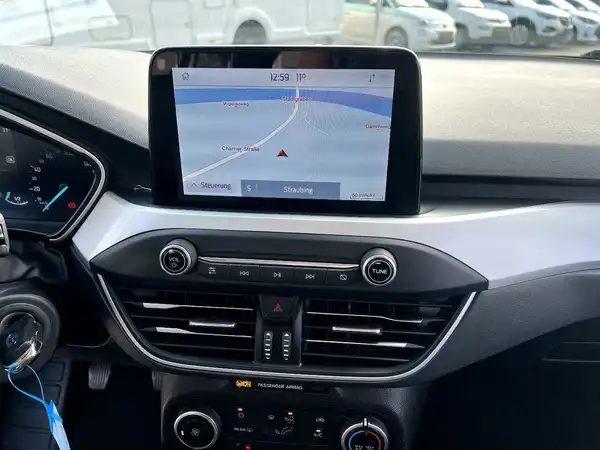 FORD CONNECT (24/26)