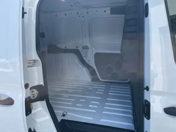 FORD CONNECT (13/17)