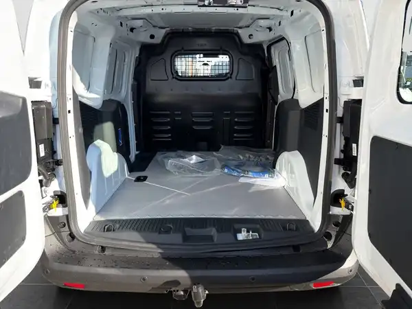 FORD COURIER (12/15)