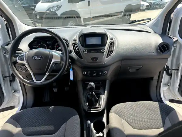 FORD COURIER (18/27)