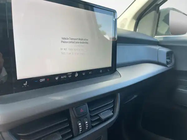 FORD COURIER (11/20)