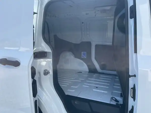 FORD COURIER (13/17)