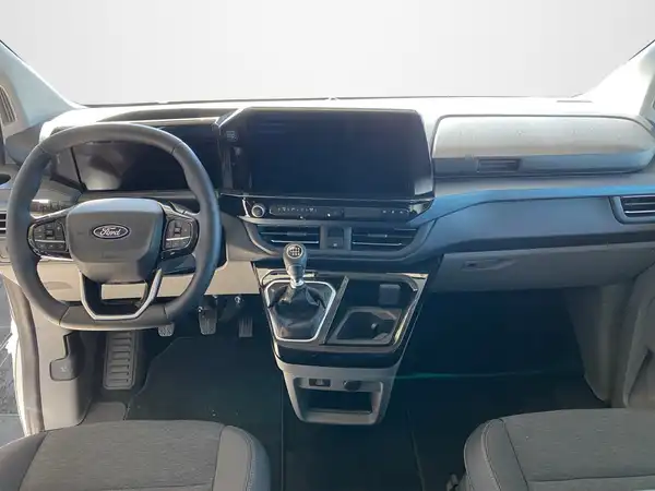 FORD CUSTOM (8/19)