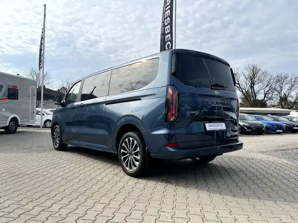 FORD CUSTOM (2/28)