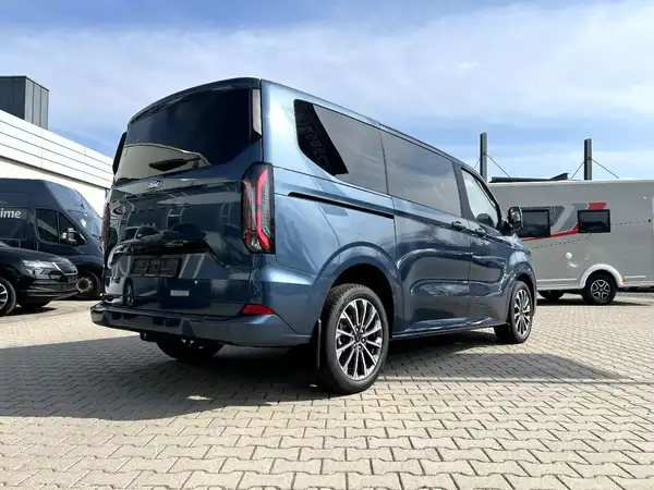FORD CUSTOM (4/28)