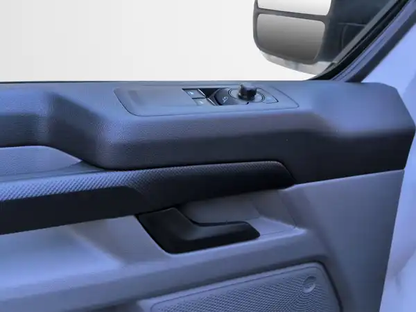 FORD CUSTOM (16/19)