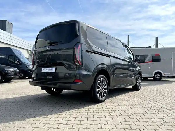 FORD CUSTOM (4/28)