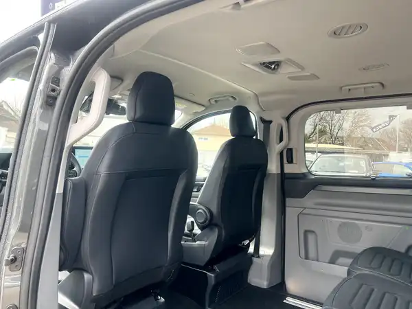 FORD CUSTOM (14/27)