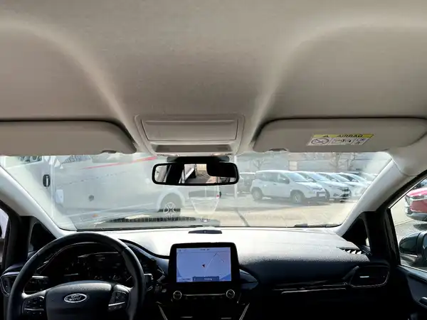 FORD FIESTA (18/26)