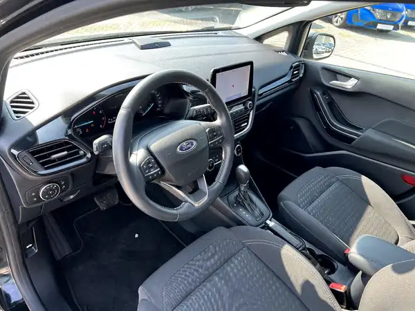 FORD FIESTA (9/26)
