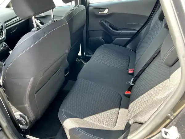 FORD FIESTA (12/27)